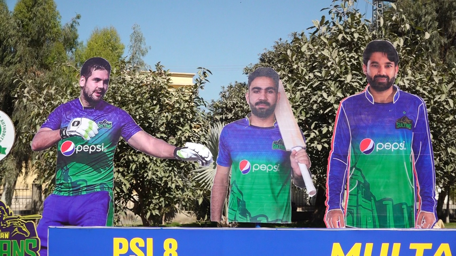 پی ایس ایل 8 کا بگل بج گیا،سلطانز اور قلندرز کے ملتان میں ڈیرے،صف بندی کیلئے تیاریاں 4 2 6