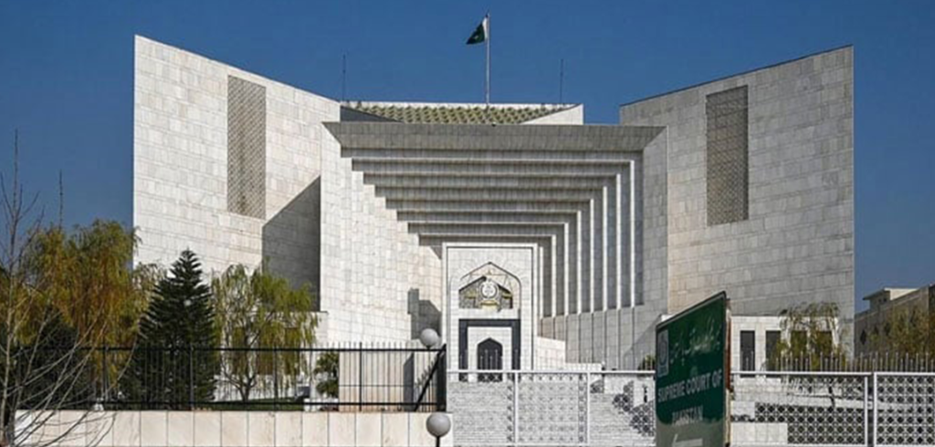جب تک الزام عائد نہ ہو، آرمی ایکٹ کا مرتکب نہیں کہا جا سکتا،جسٹس جمال مندوخیل