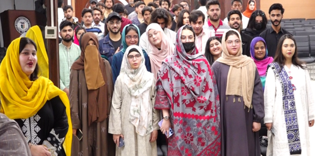 یونیورسٹی آف سدرن پنجاب نہ صرف معیاری تعلیم بلکہ جدید تحقیق کے مواقع بھی فراہم کر رہی ہے:ریکٹرڈاکٹر محمدمختار