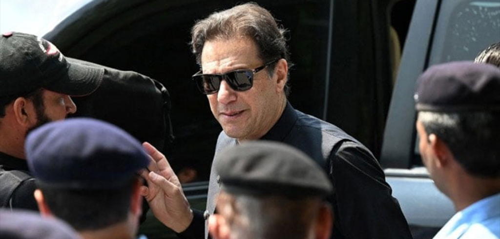 عدالت کا بانی پی ٹی آئی کو کتابیں فراہم کرنے اور بیٹوں سے بات کرانے کا حکم