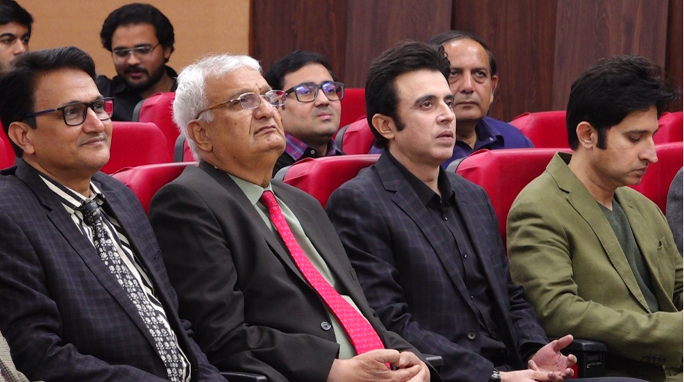 یونیورسٹی آف سدرن پنجاب نہ صرف معیاری تعلیم بلکہ جدید تحقیق کے مواقع بھی فراہم کر رہی ہے:ریکٹرڈاکٹر محمدمختار 2 یونیورسٹی آف سدرن پنجاب نہ صرف معیاری تعلیم بلکہ جدید تحقیق کے مواقع بھی فراہم کر رہی ہے:ریکٹرڈاکٹر محمدمختار