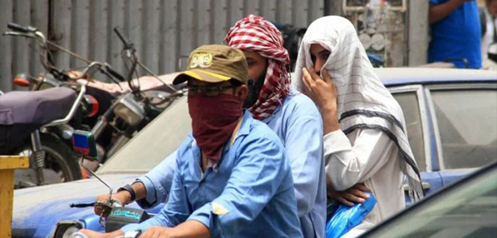 پنجاب میں شدید گرمی کی پیشگوئی: بچوں کی آؤٹ ڈور سرگرمیوں پر پابندی کی ہدایت جاری