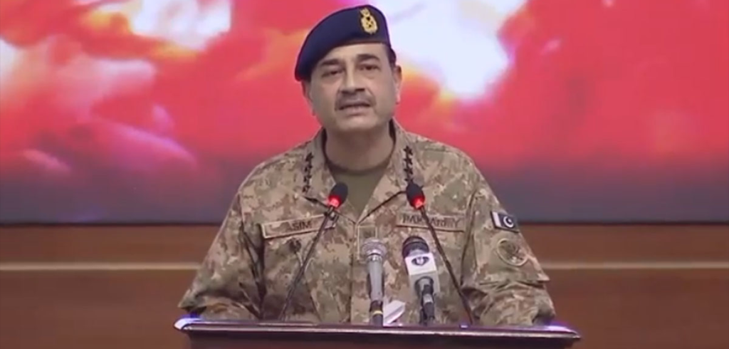 آرمی چیف جنرل عاصم منیر کی سوشل میڈیا کے غیرذمہ دارانہ استعمال پر تنقید