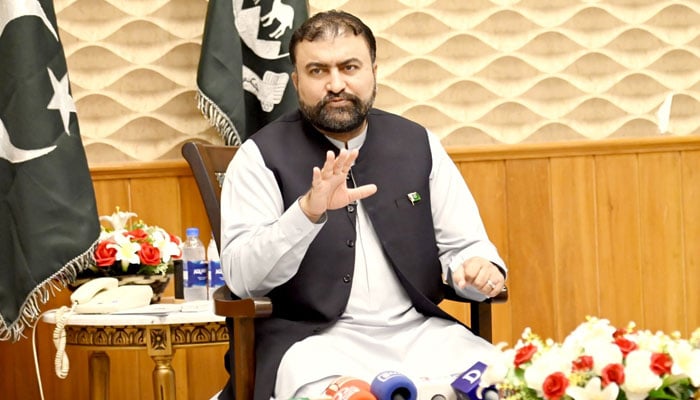 سرکاری ملازمین کے مطالبات اس بجٹ میں پورے نہیں ہو سکتے: سرفراز بگٹی