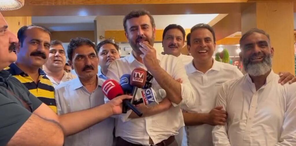 بارسلونا میں عبدالقادر گیلانی کی سونے کی گھڑی چوری،مالیت ایک کروڑ 85 لاکھ روپے