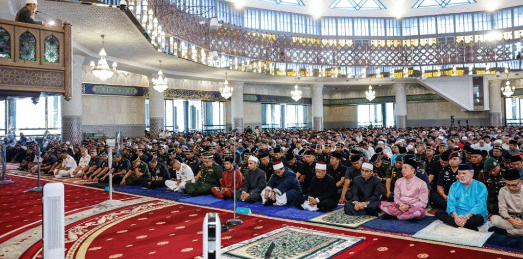 ملائیشیا، مسلمان مردوں کو جمعہ کی نماز چھوڑنے پر جرمانہ ہوگا
